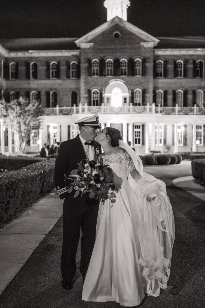 Real Wedding: Spangenberg-Schoendorfer