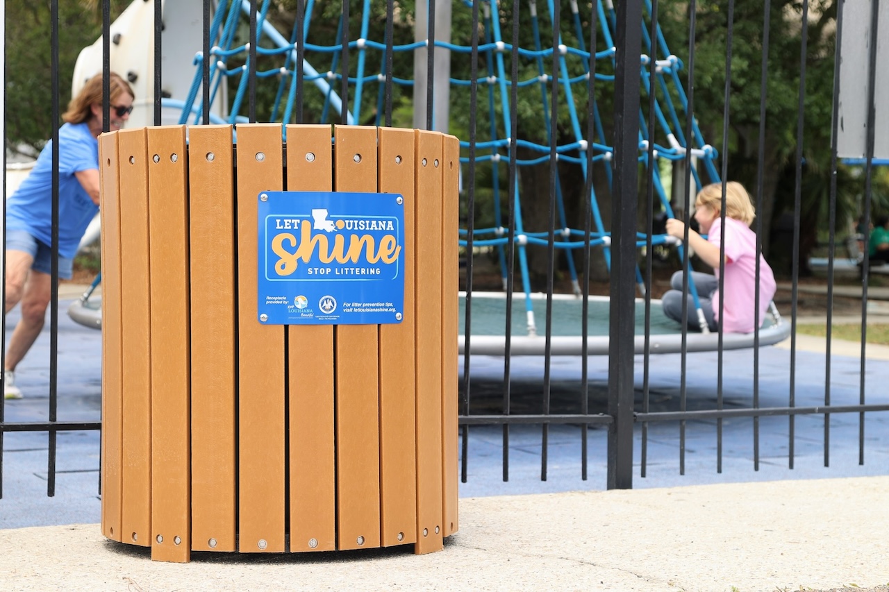 The Friends of Bayou St. John Receive 3 Trash Receptacles Through Grant to Prevent Litter in Mid-City - Vimarsana News