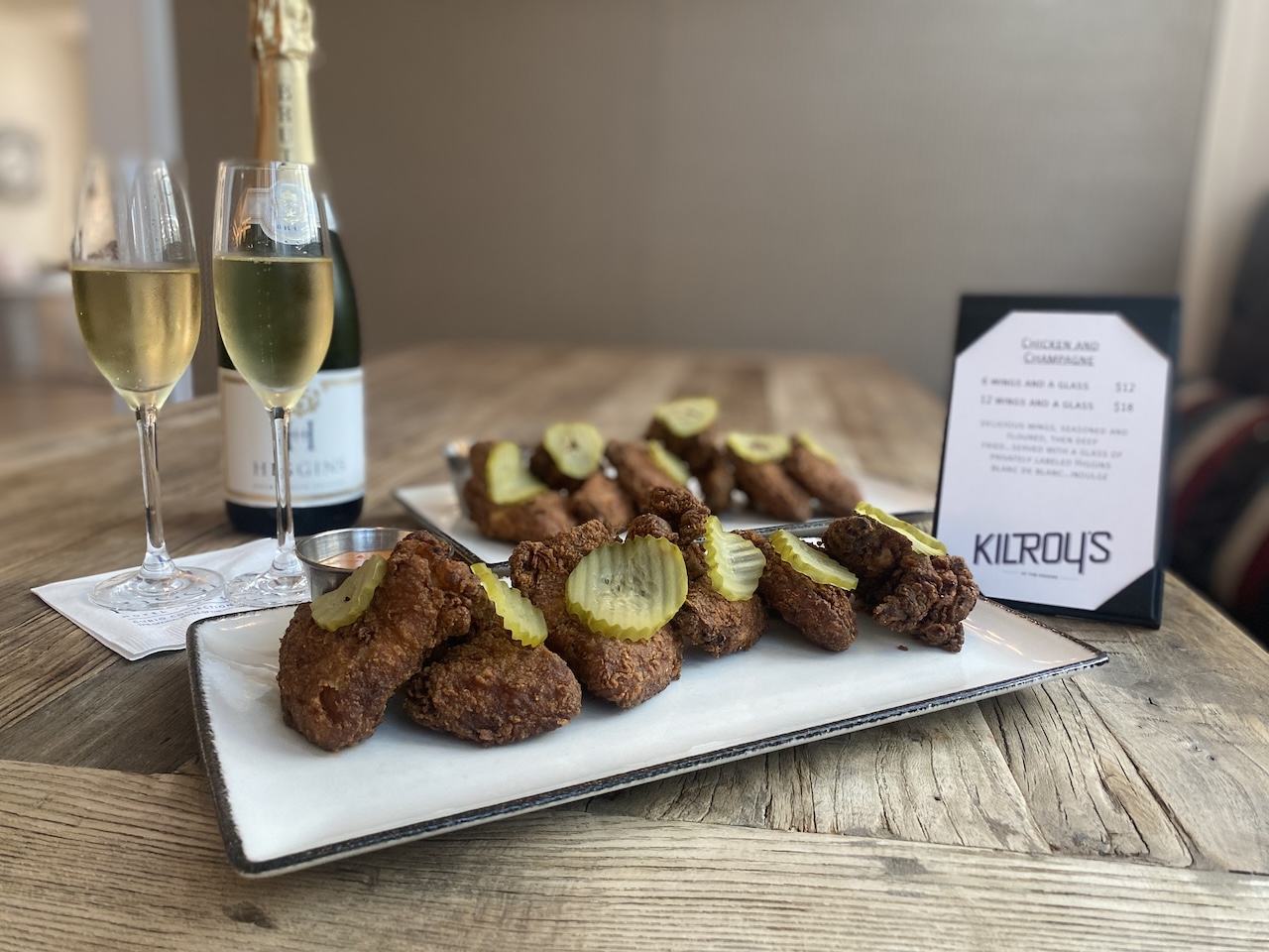Chicken & Champagne at Kilroy's at the Higgins Hotel - Vimarsana News