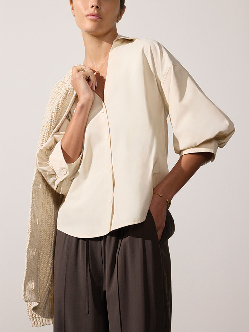 Best Clothes and Accessories for Travel