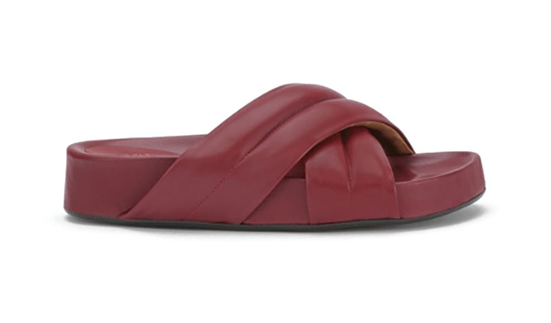 Style: Wine-Colored Design and Accessories Style: Wine-Colored Design and Accessories