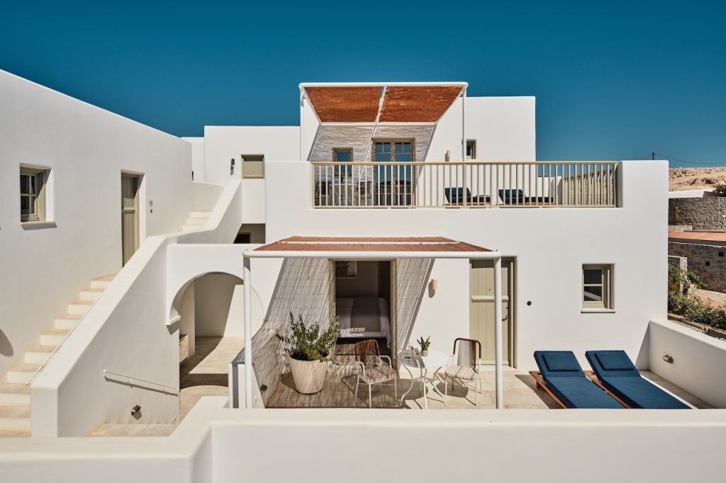 The Best Honeymoon Locations in Greece