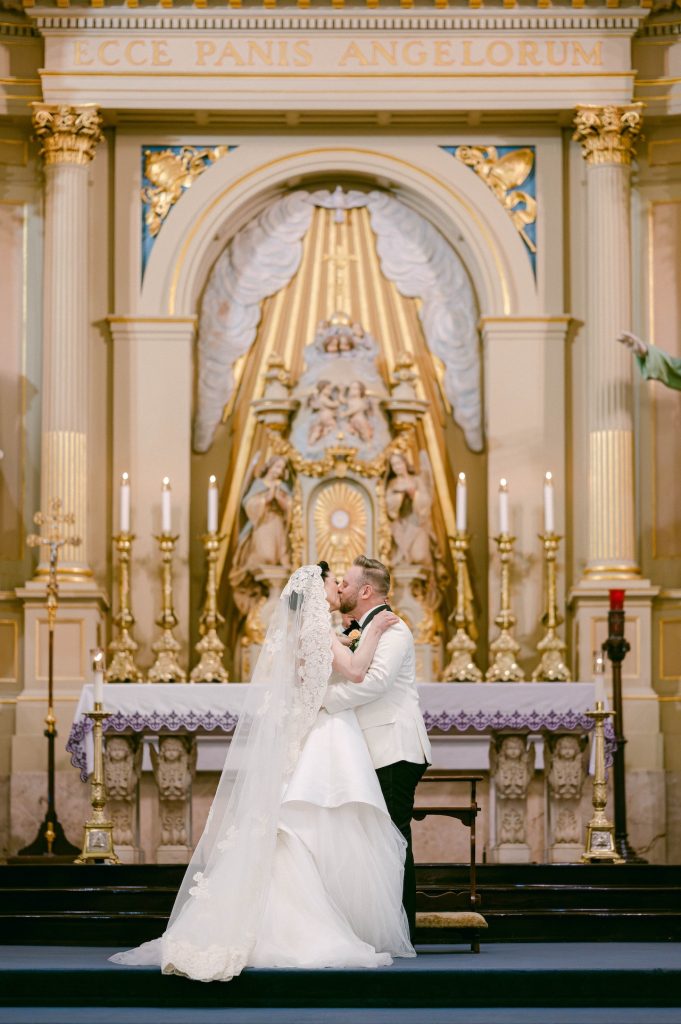 Real Wedding: Faris-Carroll Real Wedding: Faris-Carroll