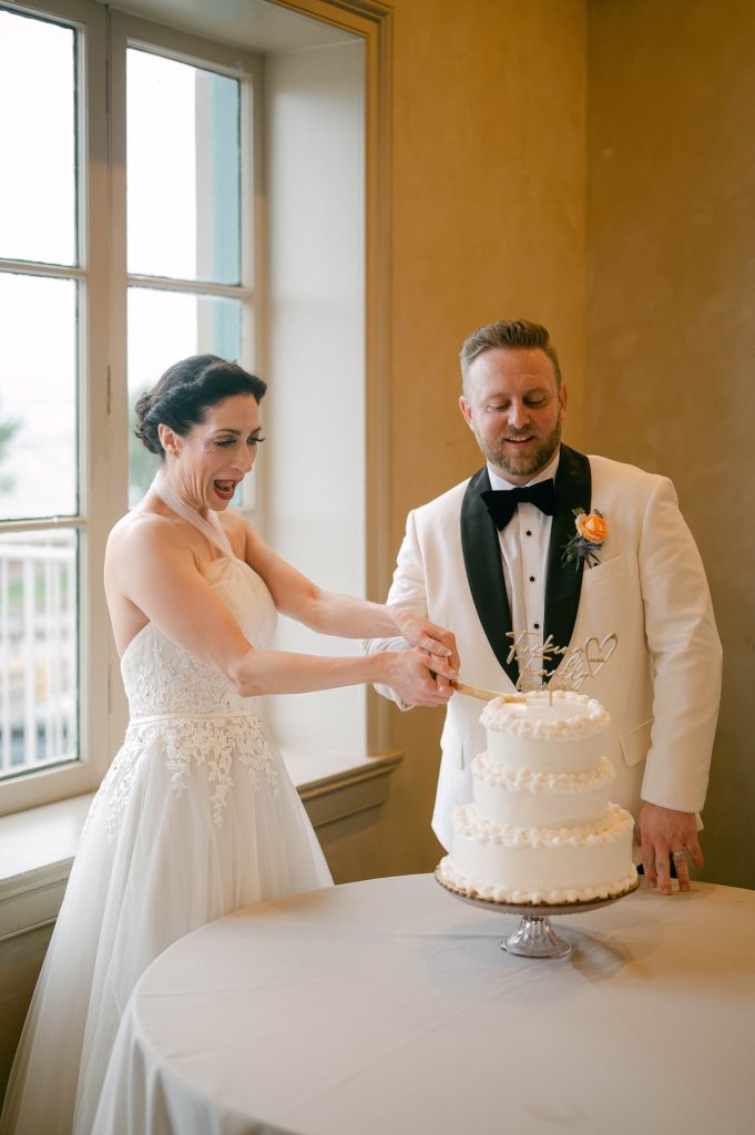 Real Wedding: Faris-Carroll Real Wedding: Faris-Carroll