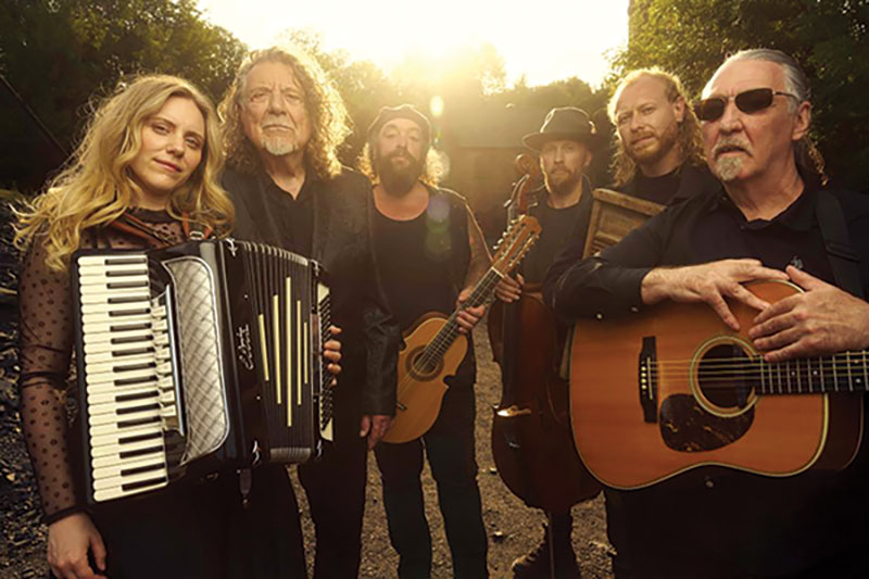 Group photo of Robert Plant and band
