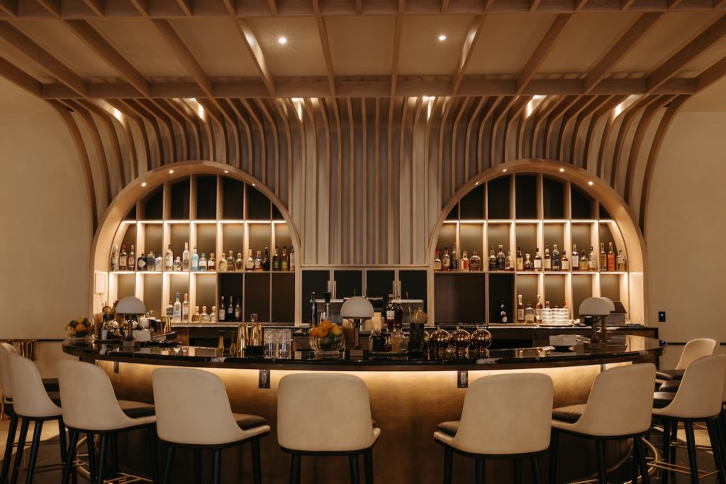 Omni Royal Orleans Celebrates Mardi Gras With Rib Room Reopening