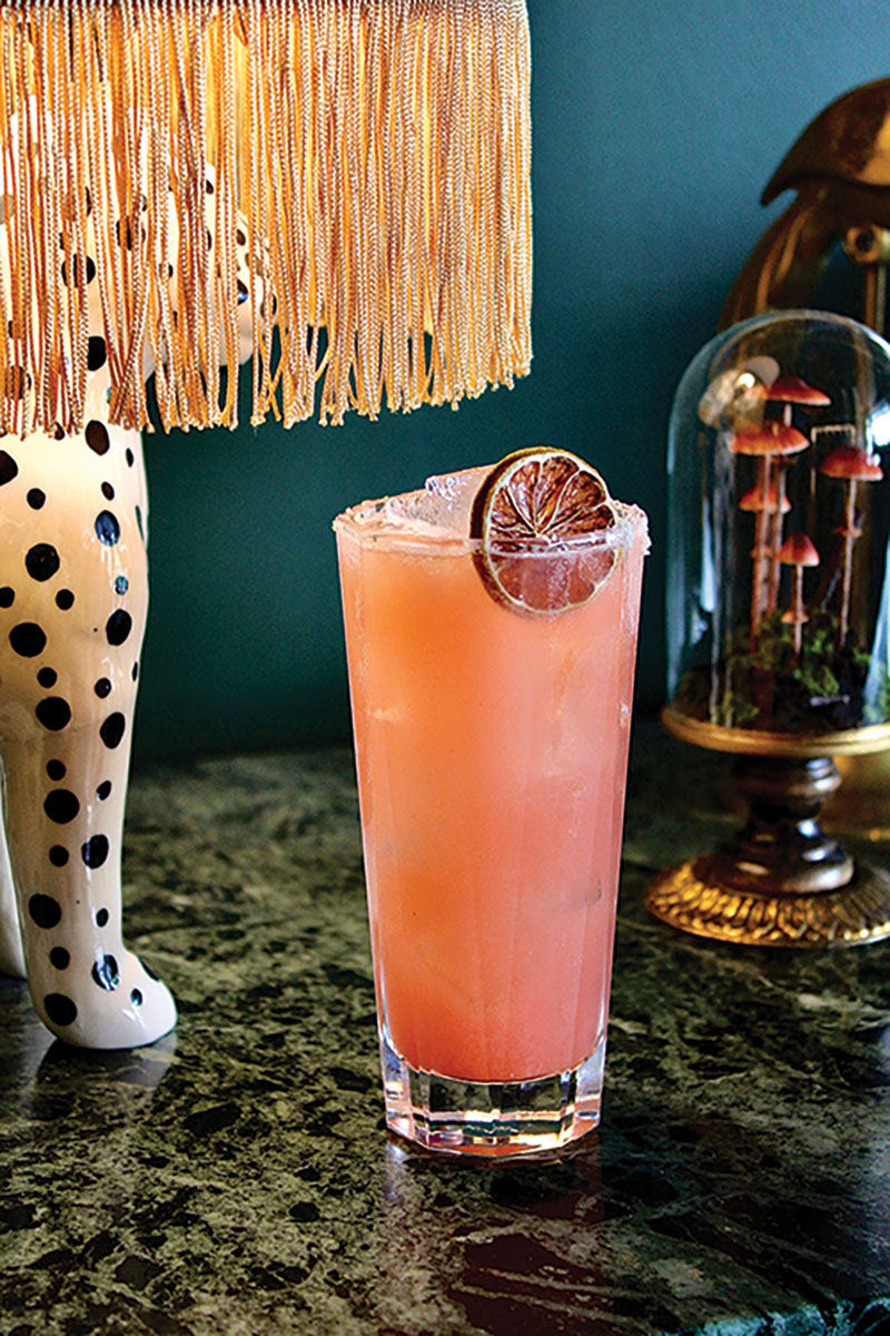 Bar Tab: Paradise Bar in Covington, Live Music at Commons Club & More Bar Tab: Paradise Bar in Covington, Live Music at Commons Club & More
