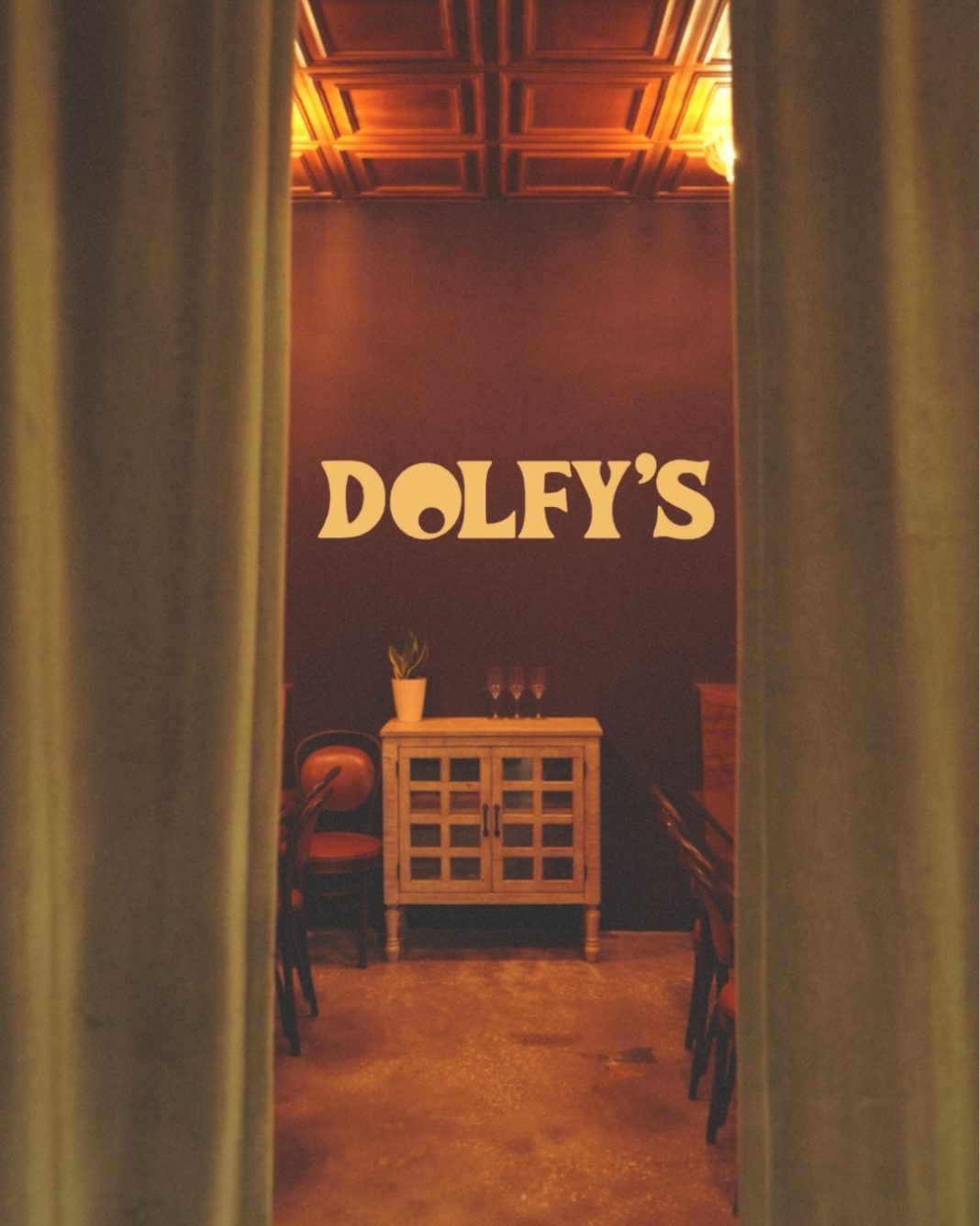 Dolfy's