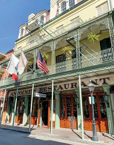 Bar Tab: Patron Saint’s Wine Club, Smoke and Honey & More Bar Tab: Patron Saint’s Wine Club, Smoke and Honey & More