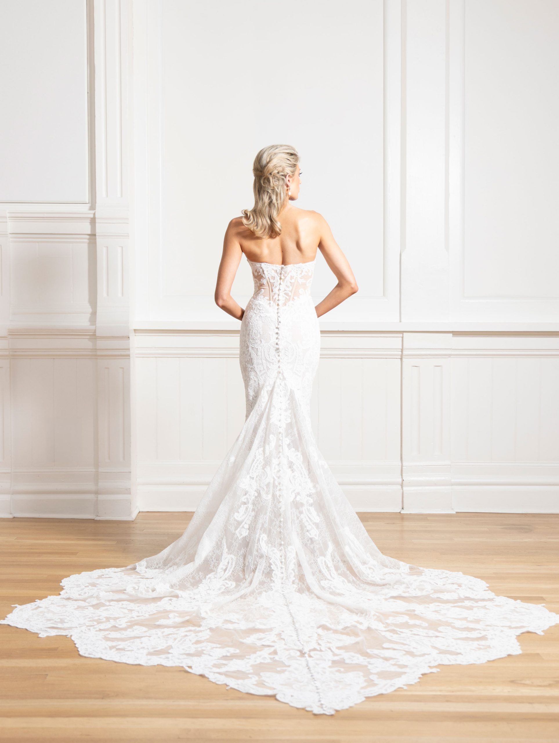 Classic Bridal Fashion on Location at The Board of Trade