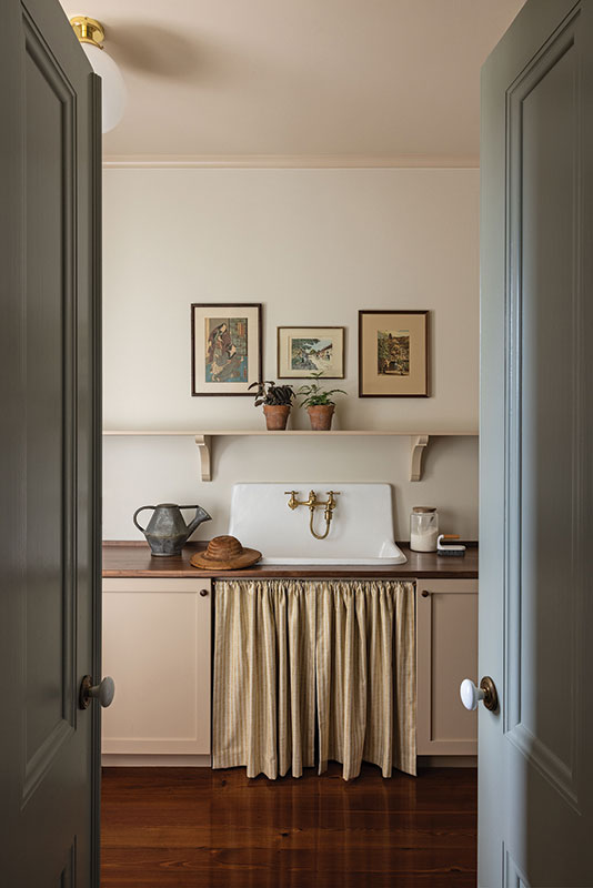 A New Life for This 1850's Garden District Greek Revival