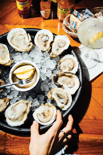 6 Sporting Spots For Football Fever