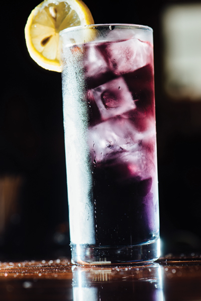 6 Sporting Spots For Football Fever