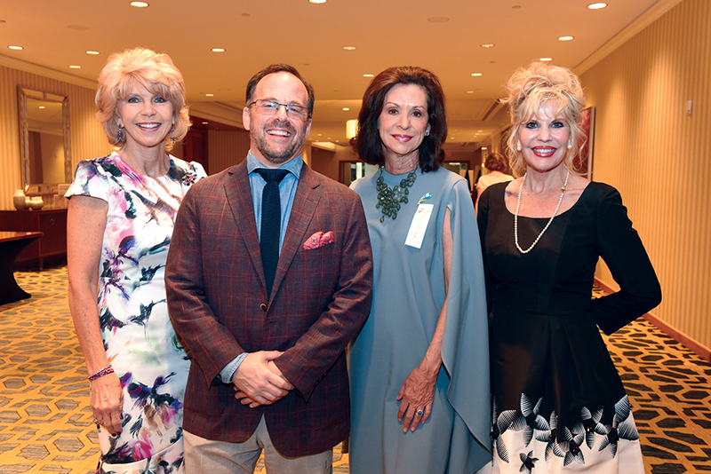 Philanthropic Fun: Fabulous Fashionistas